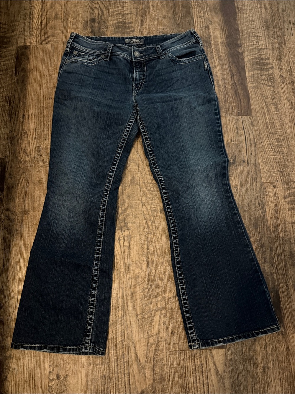 Silver Jeans Indigo Flared Women’s Jeans